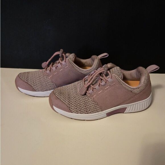 Orthofeet "Francis No-Tie" Women's Sneakers in Pale Mauve Size 6.5W - Picture 3 of 7
